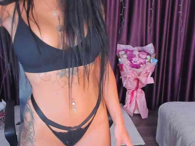 RileyNox webcam
