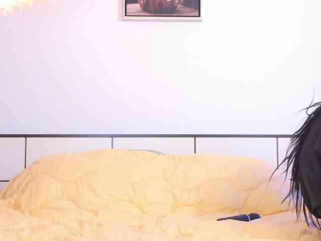 RileyNox webcam