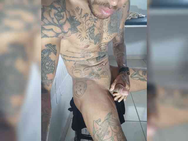 MrNaughtyCO