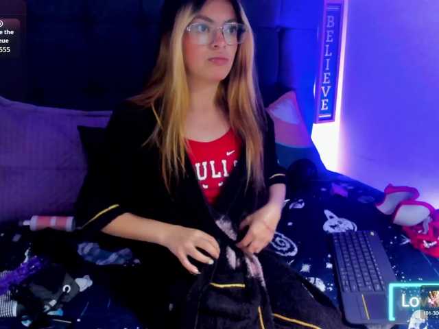 Sasha-wish live cam on BongaCams
