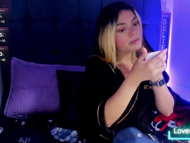 Sasha-wish live cam on BongaCams