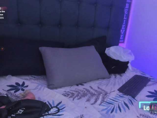 Sasha-wish live cam on BongaCams