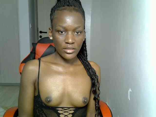 Model: Dinah-6