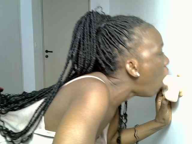 Dinah-6 webcam