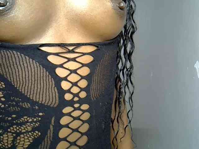Model: Dinah-6