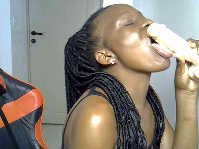 Dinah-6 webcam