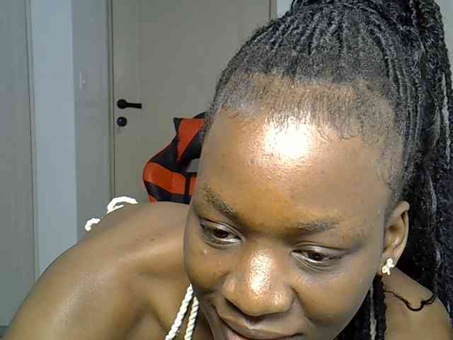 Dinah-6 webcam