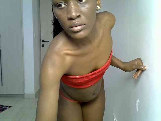 Model: Dinah-6