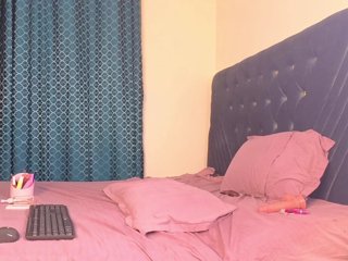 Chantel-Shanice's Live Webcam