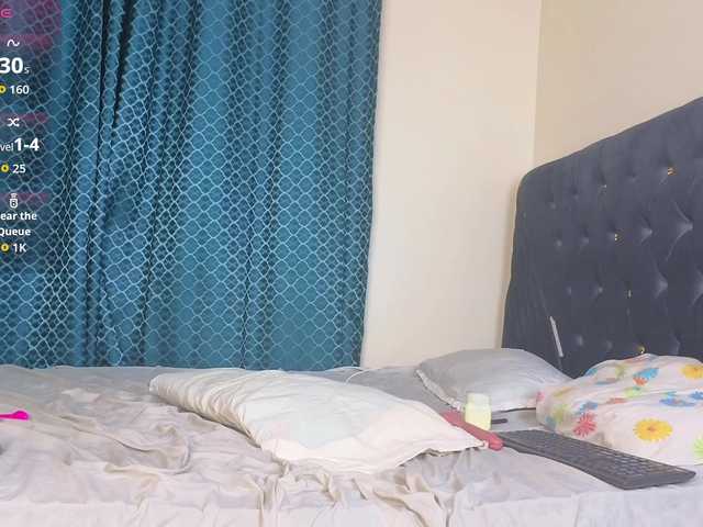 Chantel-Shanice live cam on BongaCams