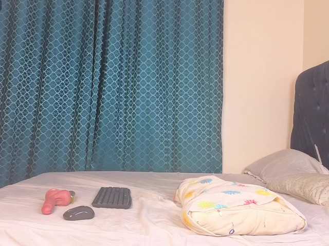 Chantel-Shanice live cam on BongaCams