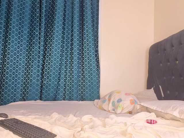 Chantel-Shanice live cam on BongaCams