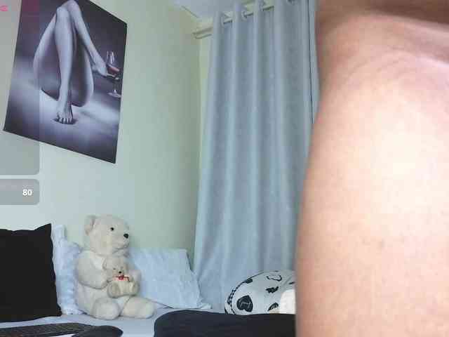 Sky-Foxxx webcam