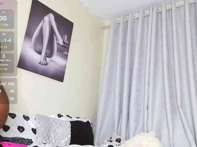 Sky-Foxxx webcam