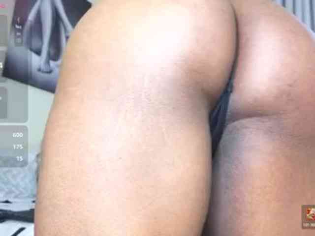 Sky-Foxxx webcam