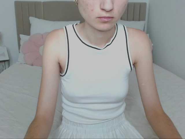 Nastenka77 live cam on BongaCams