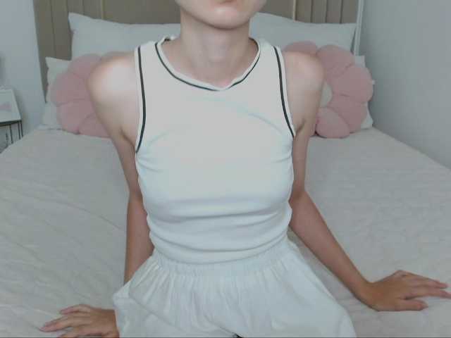 Nastenka77 live cam on BongaCams