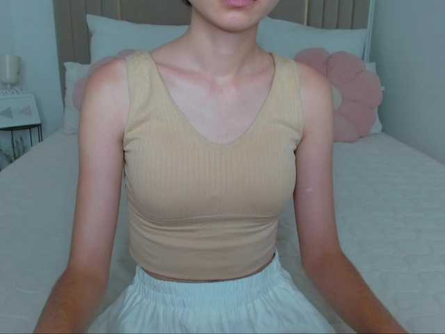 Nastenka77 live cam on BongaCams