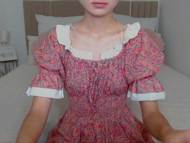 Nastenka77 live cam on BongaCams
