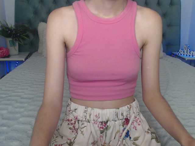 Nastenka77 live cam on BongaCams