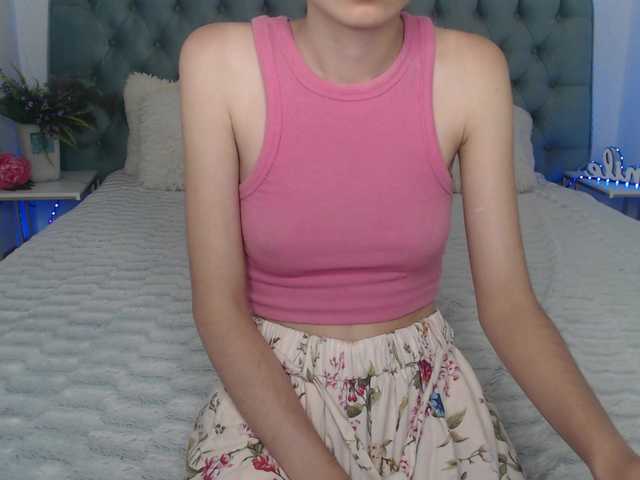 Nastenka77 live cam on BongaCams