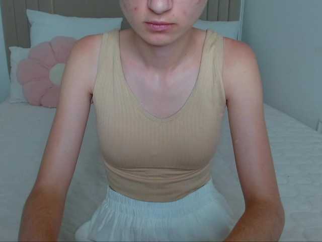 Nastenka77 live cam on BongaCams
