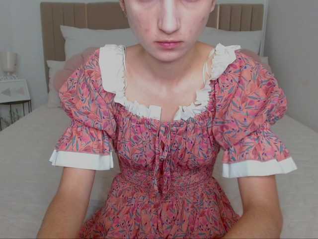 Nastenka77 live cam on BongaCams
