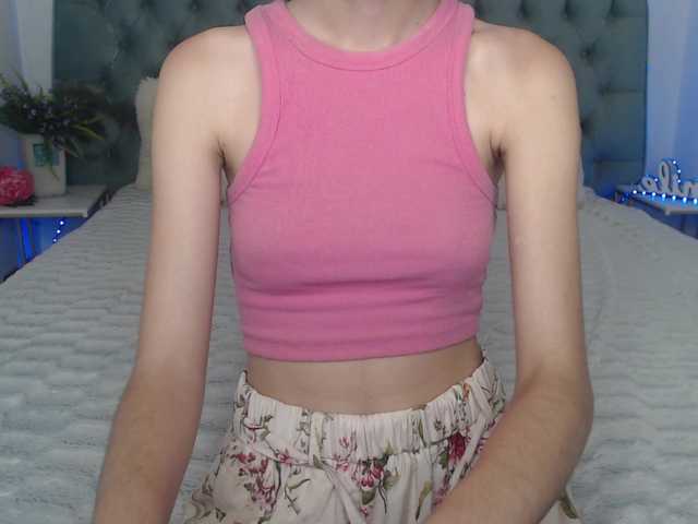Nastenka77 live cam on BongaCams
