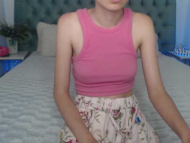 Nastenka77 live cam on BongaCams