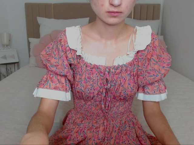 Nastenka77 live cam on BongaCams