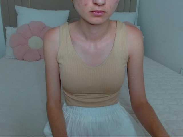 Nastenka77 live cam on BongaCams