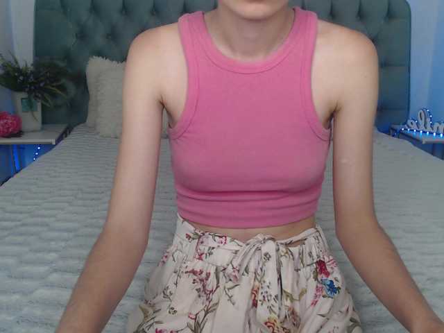 Nastenka77 live cam on BongaCams