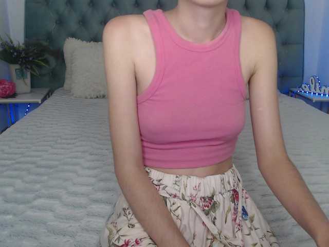 Nastenka77 live cam on BongaCams