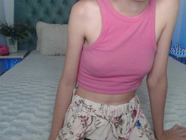 Nastenka77 live cam on BongaCams
