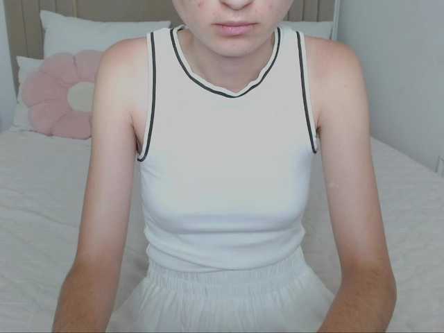 Nastenka77 live cam on BongaCams