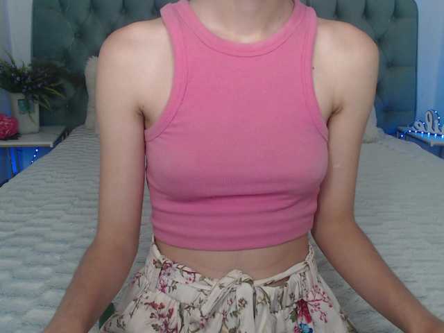Nastenka77 live cam on BongaCams