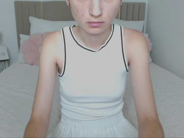 Nastenka77 live cam on BongaCams