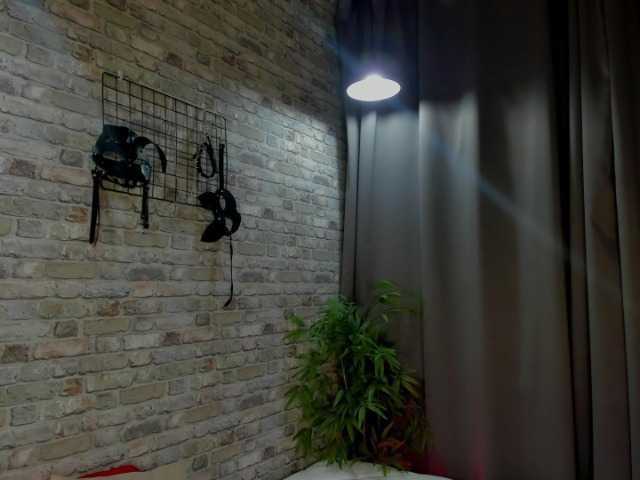 arisollis live cam on BongaCams