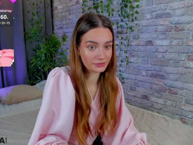 arisollis live cam on BongaCams
