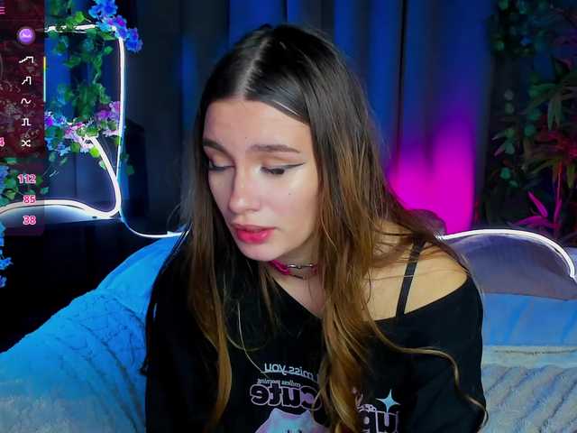 arisollis live cam on BongaCams