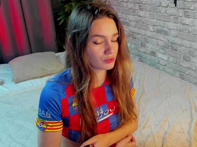 arisollis live cam on BongaCams