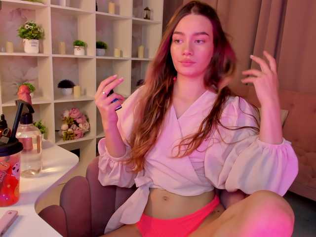 arisollis live cam on BongaCams