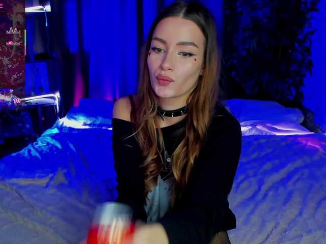 arisollis live cam on BongaCams