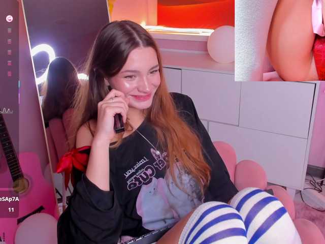 arisollis live cam on BongaCams