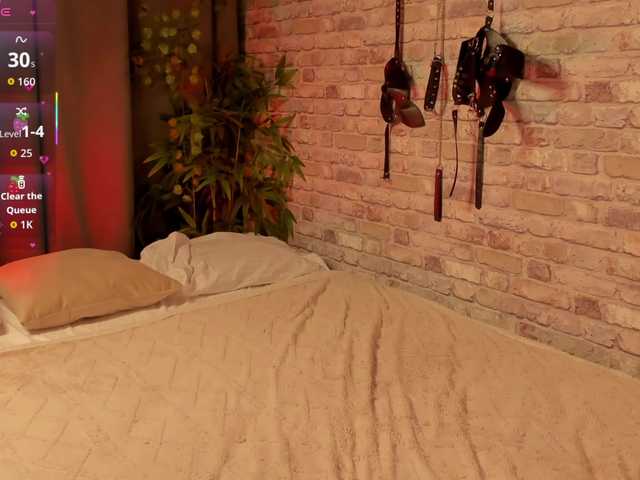 arisollis live cam on BongaCams