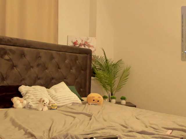 arisollis live cam on BongaCams
