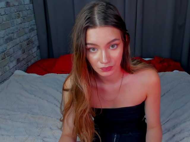 arisollis live cam on BongaCams