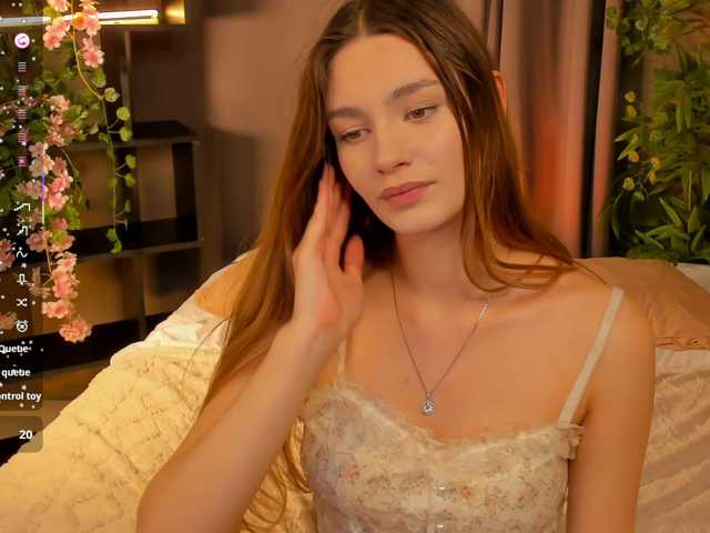 arisollis live cam on BongaCams
