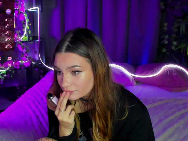 arisollis live cam on BongaCams