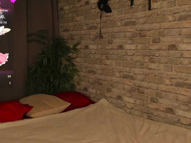 arisollis live cam on BongaCams